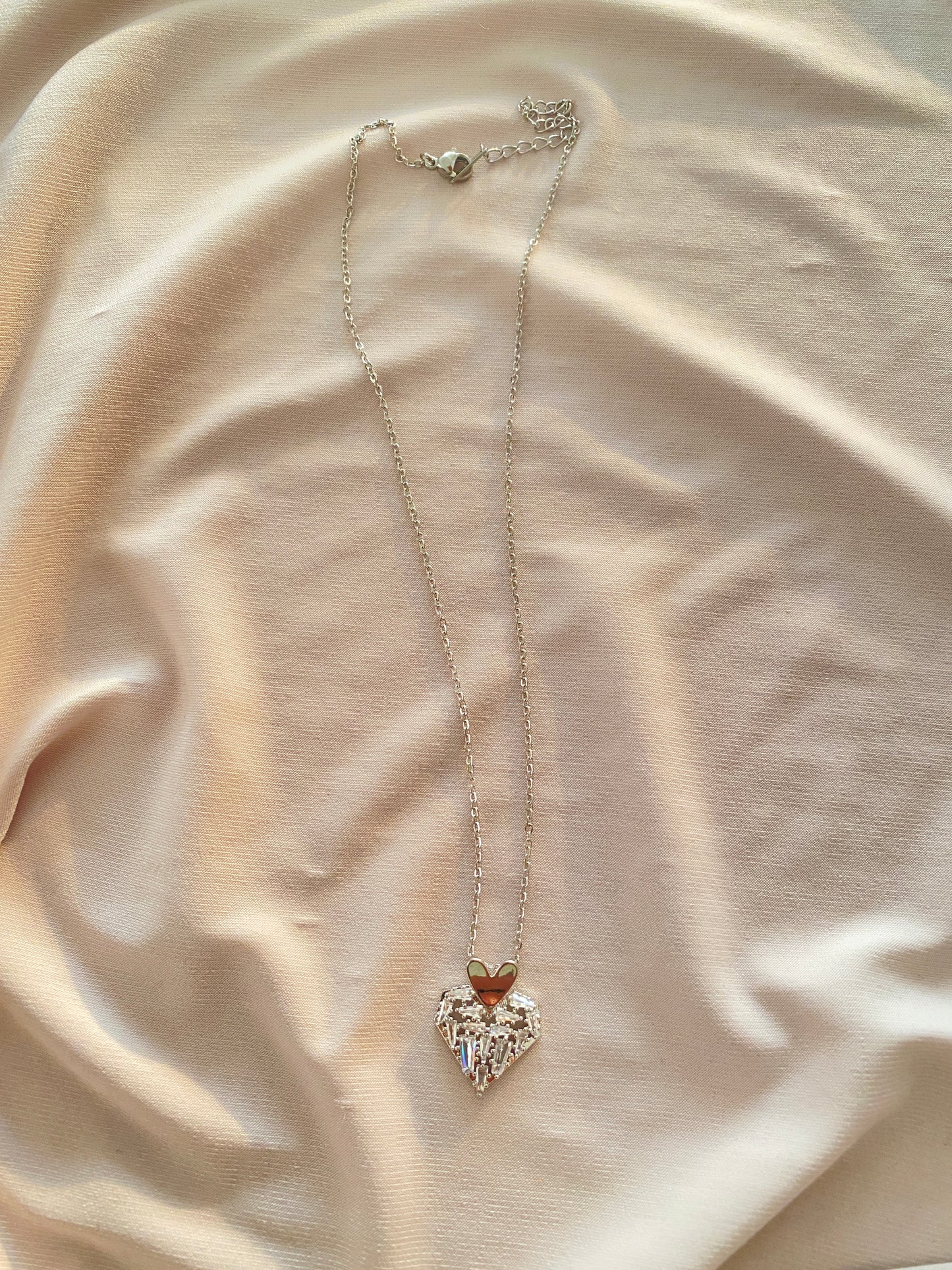 VALORE™ ÇELİK ZİRKON TAŞLI KALP MODEL KOLYE