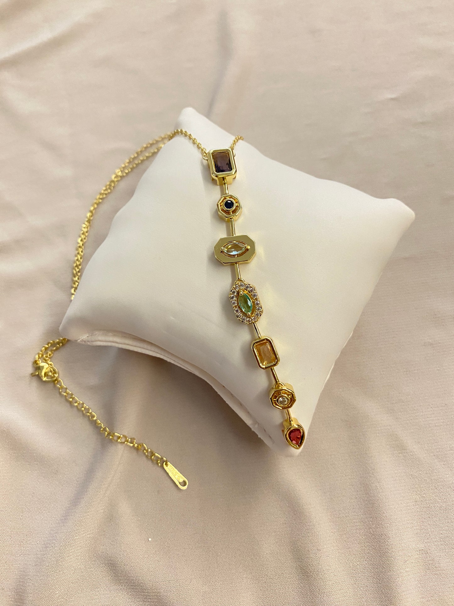 VALORE™  7 ELEMENTLİ ZİRKON TAŞLI  “Y” MODEL GOLD TASARIM KOLYE