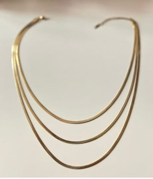 VALORE™ İTALYAN MODEL ÜÇ KATMANLI ALTIN RENGİ KOLYE