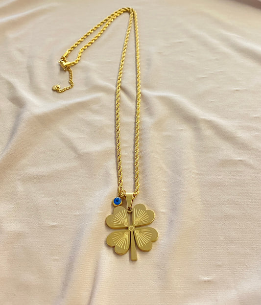 VALORE™ DÖRT YAPRAKLI BEREKET ŞANS KOLYE