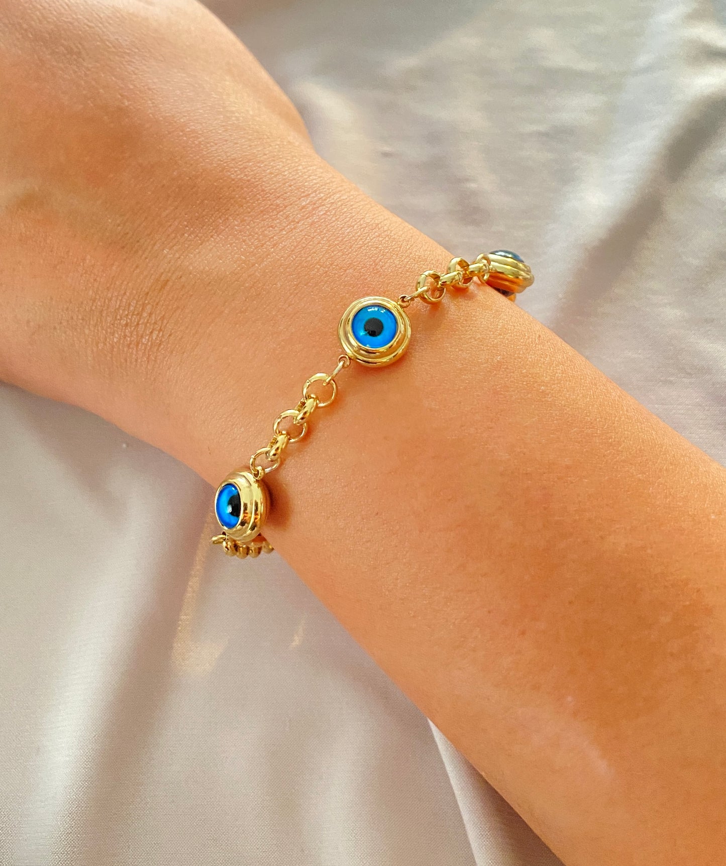VALORE™ ÇELİK ALTIN RENGİ NAZAR BONCUKLU BİLEKLİK