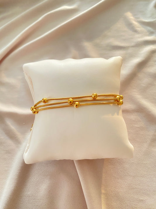 VALORE™ ÜÇLÜ ALTIN RENGİ DORİKA TAŞLI BİLEKLİK