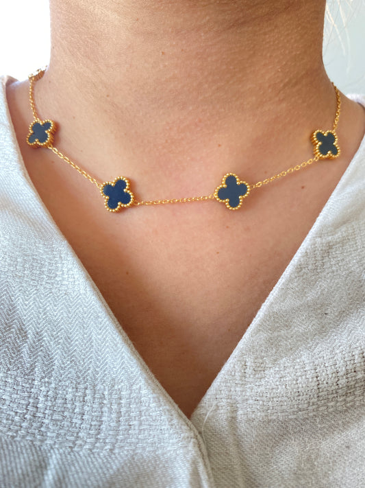 VALORE ÇELİK ALTIN RENGİ SİYAH MİNELİ YONCA KOLYE